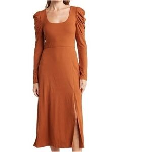 WAYF | puff long sleeve midi dress